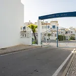 3br With Pool And Ac By The By Lovelystay *