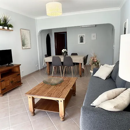 Albufeira 3Br W Pool & Ac By Lovelystay