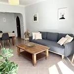 3br With Pool And Ac By The By Lovelystay *